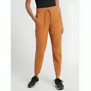 Athleta Trekkie North Jogger Pants 22 NWT Gold